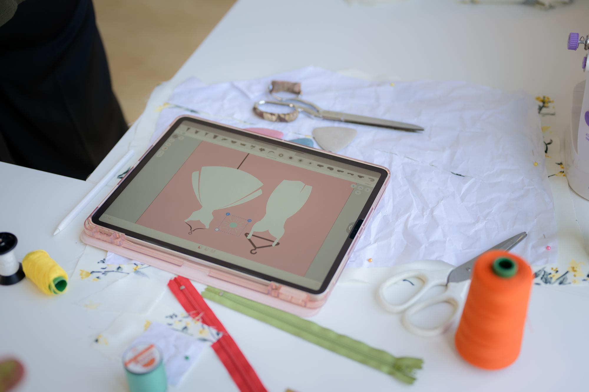 Sketch e pattern digitali per ricamo